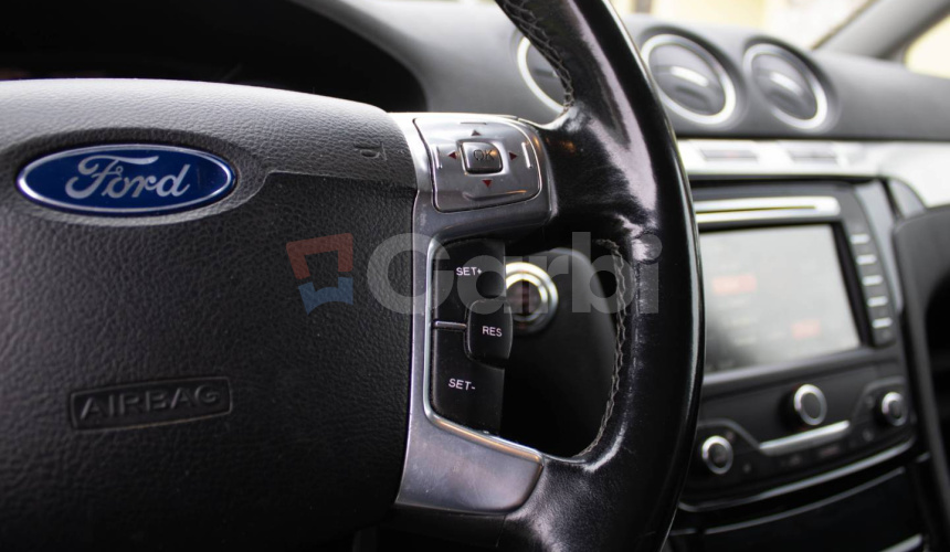 Ford Galaxy 2.2 TDCi DPF 200k Titanium
