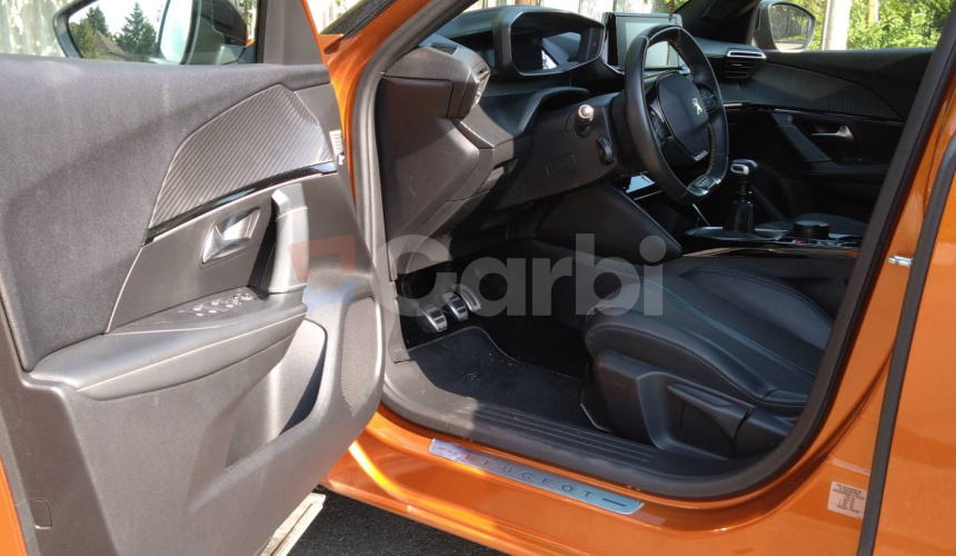 Peugeot 2008 1.2 PureTech 130 GT
