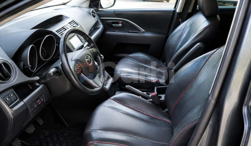 Mazda 5