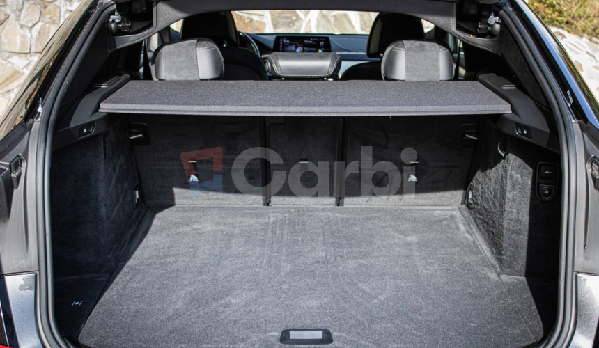 BMW Rad 6 GT 640d xDrive MSport, Vzduch, Nezávislé kúrenie, Masáže, Natáčanie nápravy, HUD