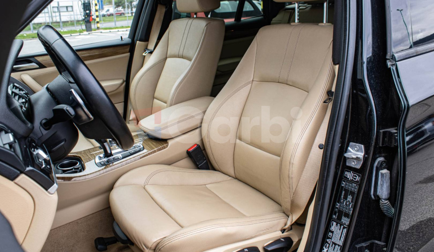 BMW X3 xDrive 20D 135kW A/T M packet, Kamera, Panorama, el. ťažné