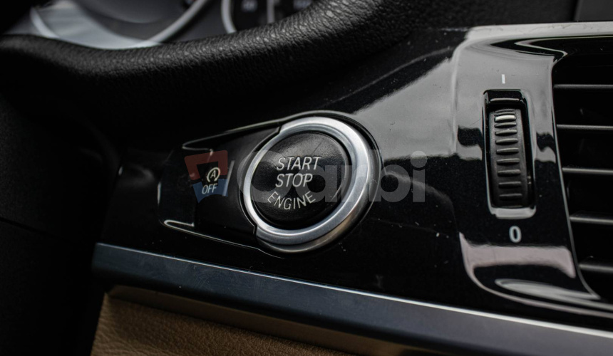 BMW X3 xDrive 20D 135kW A/T M packet, Kamera, Panorama, el. ťažné