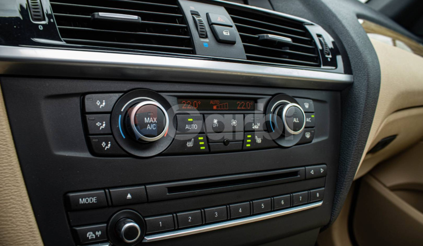 BMW X3 xDrive 20D 135kW A/T M packet, Kamera, Panorama, el. ťažné