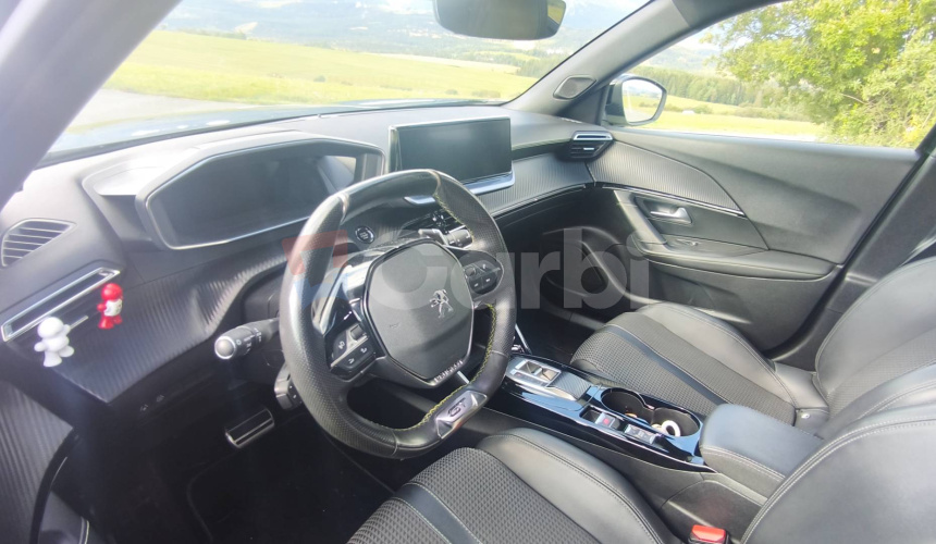 Peugeot 2008 1.5 BlueHDi 130 GT EAT8