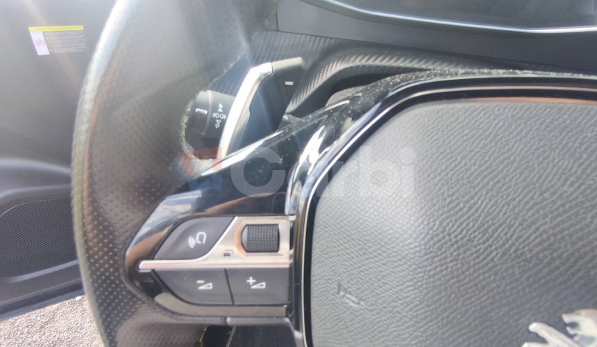 Peugeot 2008 1.5 BlueHDi 130 GT EAT8