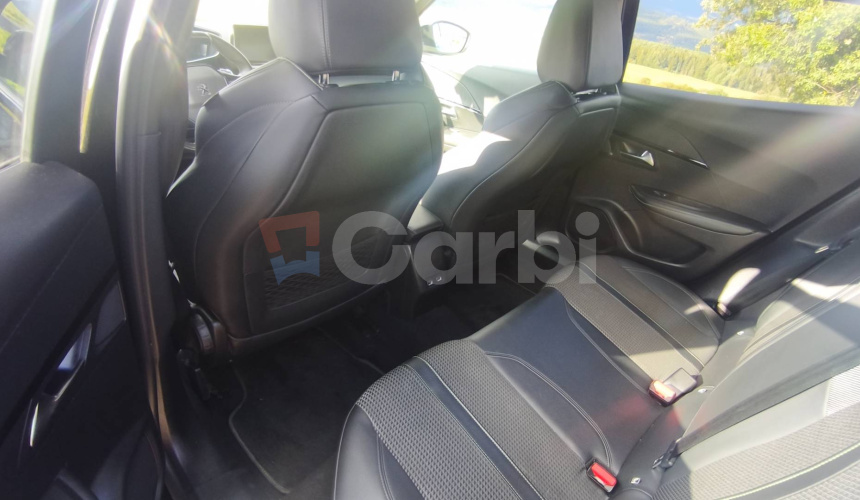 Peugeot 2008 1.5 BlueHDi 130 GT EAT8