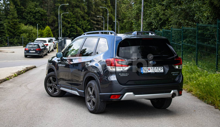 Subaru Forester 2.0i-S e-Boxer MHEV Style Lineartronic