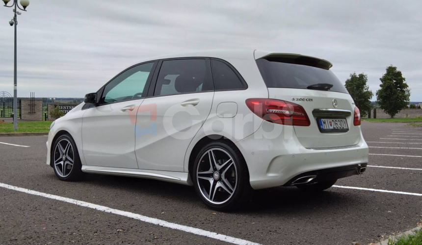 Mercedes-Benz B trieda 200d 4MATIC AMG Line