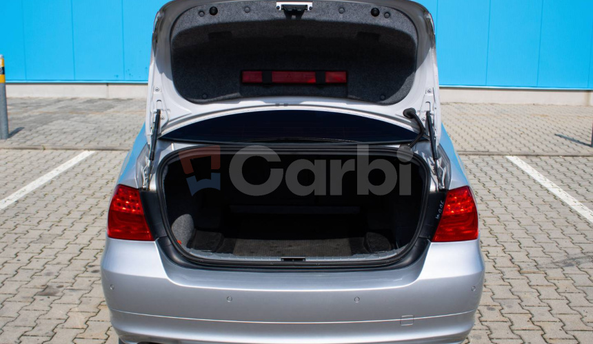 BMW Rad 3 320d xDrive A/T