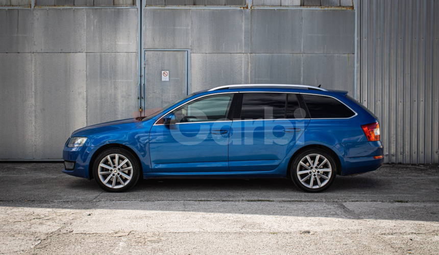 Škoda Octavia Combi 2.0 TDI 4x4 DSG Style 135kW, Bixenon, Polokoža