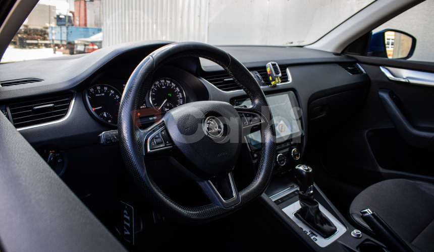 Škoda Octavia Combi 2.0 TDI 4x4 DSG Style 135kW, Bixenon, Polokoža