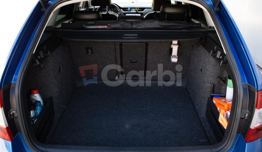 Škoda Octavia Combi 2.0 TDI 4x4 DSG Style 135kW, Bixenon, Polokoža