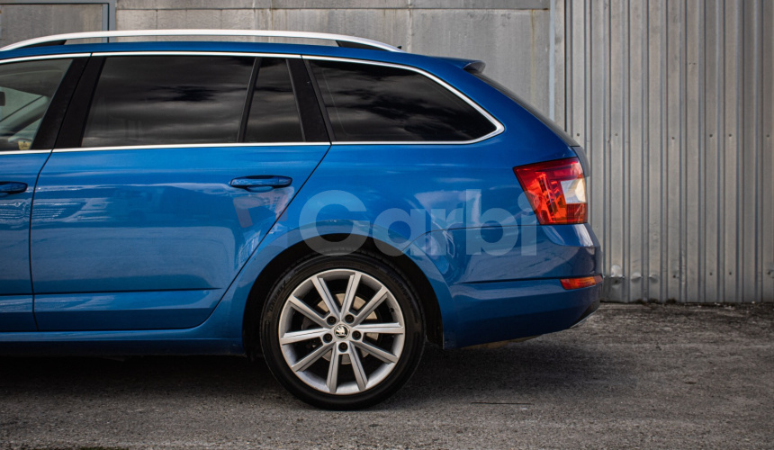 Škoda Octavia Combi 2.0 TDI 4x4 DSG Style 135kW, Bixenon, Polokoža