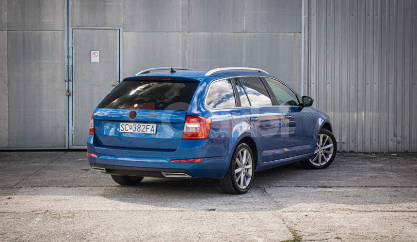 Škoda Octavia Combi 2.0 TDI 4x4 DSG Style 135kW, Bixenon, Polokoža