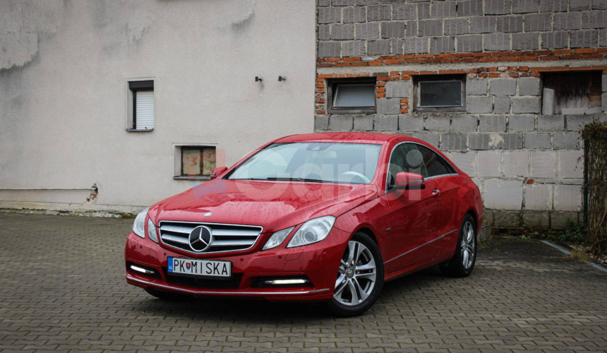 Mercedes-Benz E trieda Kupé 200 BlueEFFICIENCY 7G