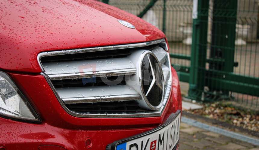 Mercedes-Benz E trieda Kupé 200 BlueEFFICIENCY 7G