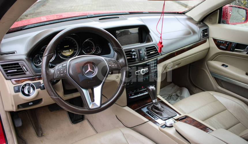 Mercedes-Benz E trieda Kupé 200 BlueEFFICIENCY 7G