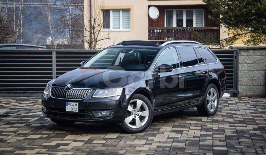 Škoda Octavia Combi 2.0 TDI DSG Style, Pano, Alcantara, Canton, Kessy, nové rozvody