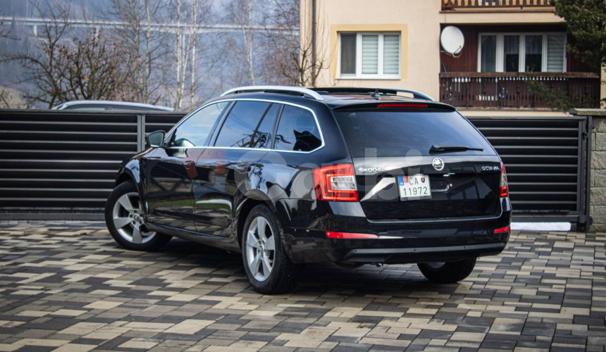 Škoda Octavia Combi 2.0 TDI DSG Style, Pano, Alcantara, Canton, Kessy, nové rozvody