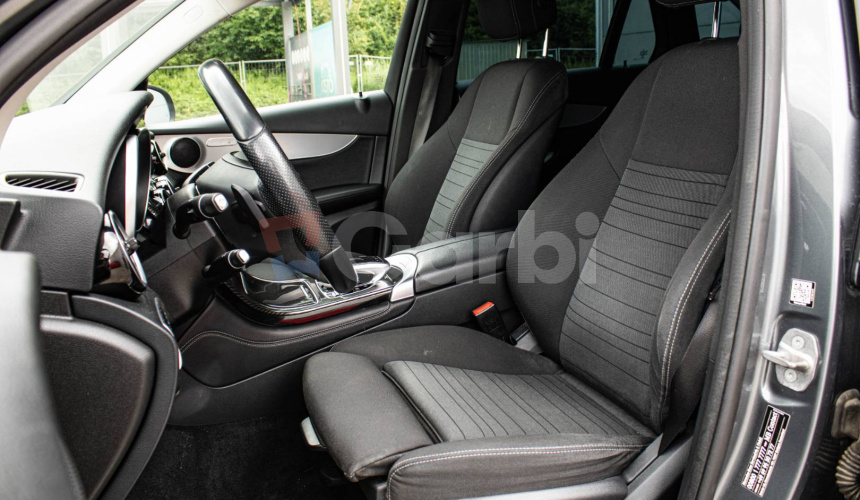 Mercedes-Benz GLC SUV 250D 4MATIC A/T Nelakované, po servise