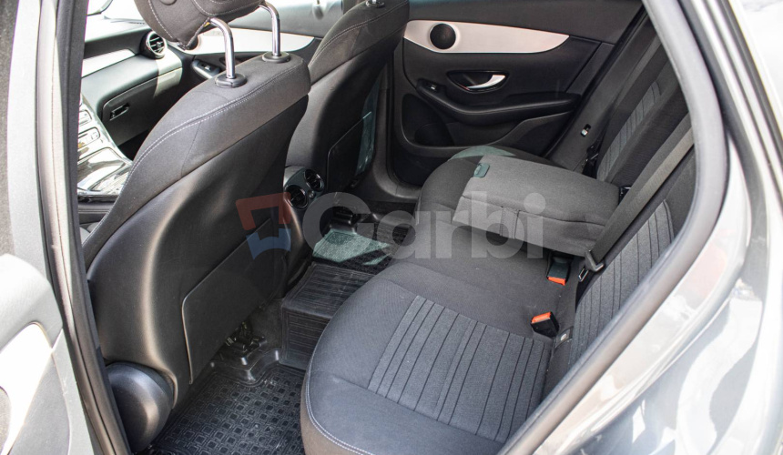 Mercedes-Benz GLC SUV 250D 4MATIC A/T Nelakované, po servise