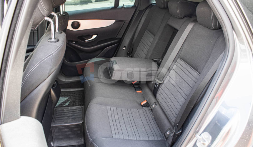 Mercedes-Benz GLC SUV 250D 4MATIC A/T Nelakované, po servise