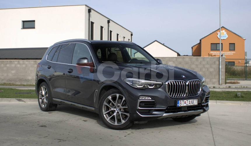 BMW X5 xDrive30d A/T