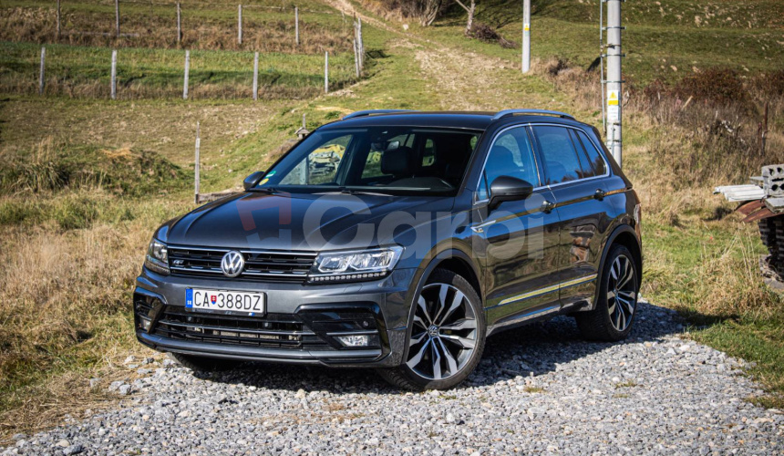 Volkswagen Tiguan R-line 2.0 TDI 140kW DSG 4Motion, Nelakované, Virtual cockpit, Keramika