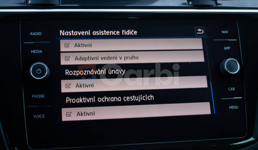 Volkswagen Tiguan R-line 2.0 TDI 140kW DSG 4Motion, Nelakované, Virtual cockpit, Keramika