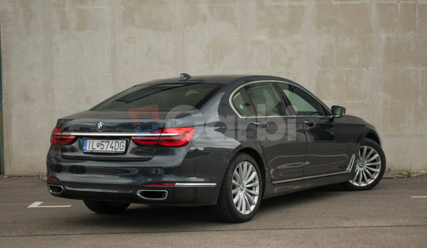 BMW Rad 7 730d xDrive A/T