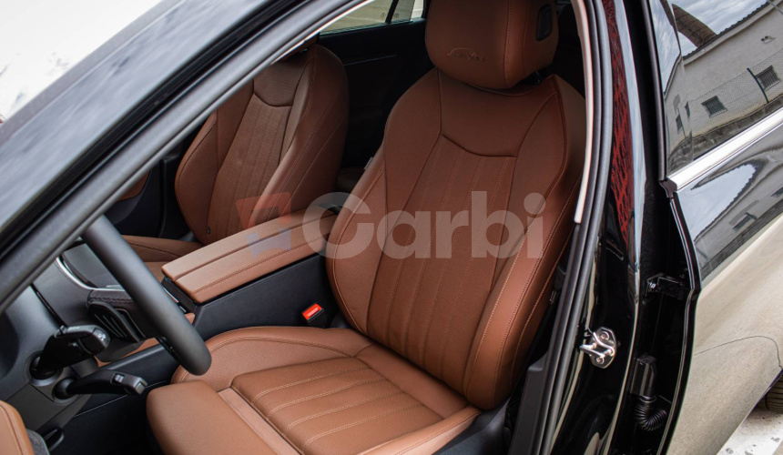 Škoda Superb Combi 2.0 TDI SCR 4x4 L&K Cognac interiér, HUD, Masáž, ťažné, DPH, nové - na značk