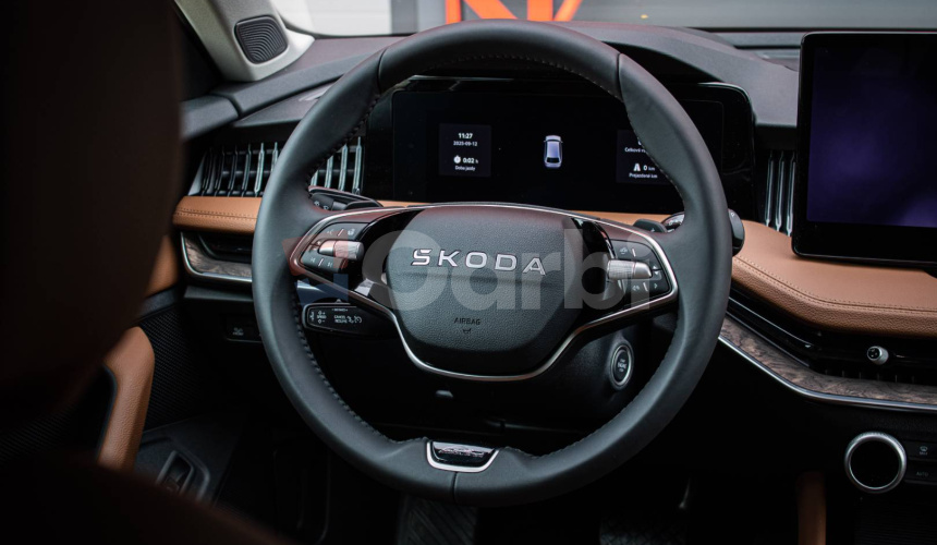 Škoda Superb Combi 2.0 TDI SCR 4x4 L&K Cognac interiér, HUD, Masáž, ťažné, DPH, nové - na značk