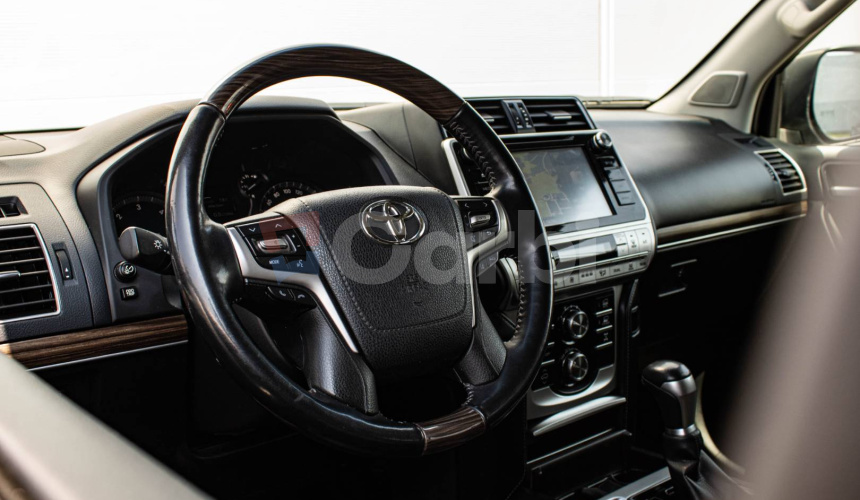 Toyota Land Cruiser Executive 2.8D 130kW 4x4 A/T