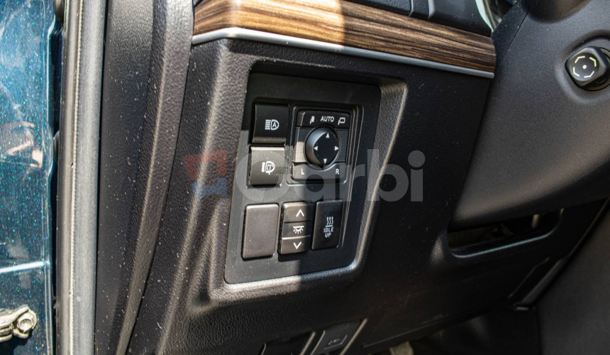 Toyota Land Cruiser Executive 2.8D 130kW 4x4 A/T
