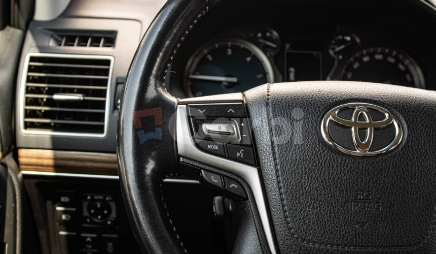 Toyota Land Cruiser Executive 2.8D 130kW 4x4 A/T