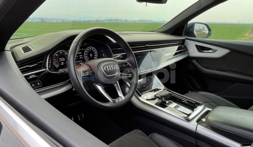 Audi Q8 50 3.0 TDI mHEV quattro tiptronic