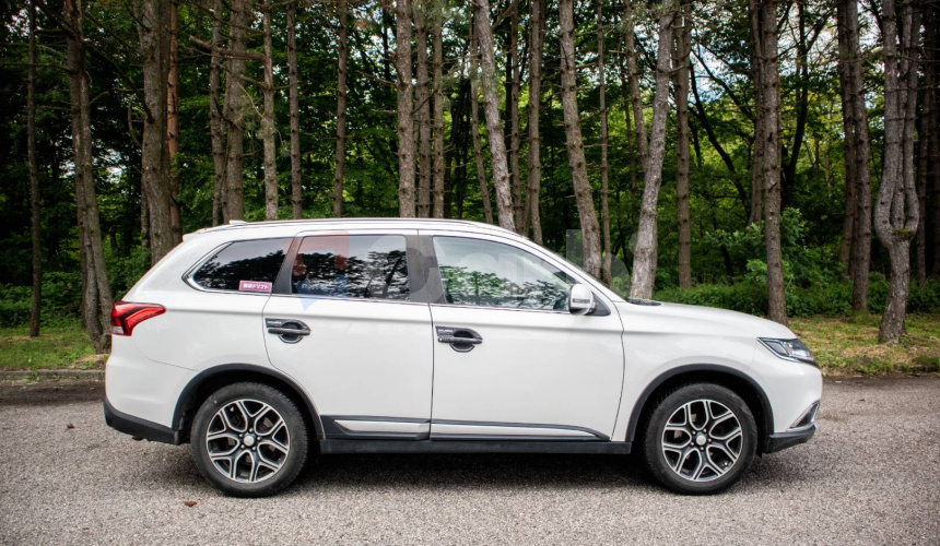 Mitsubishi Outlander 2.0 MIVEC 110kw LPG