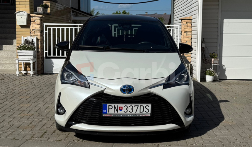 Toyota Yaris HYBRID