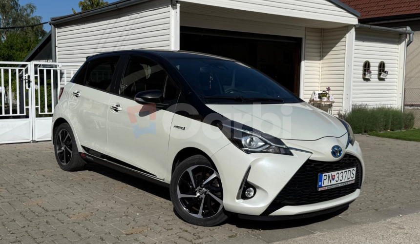 Toyota Yaris HYBRID