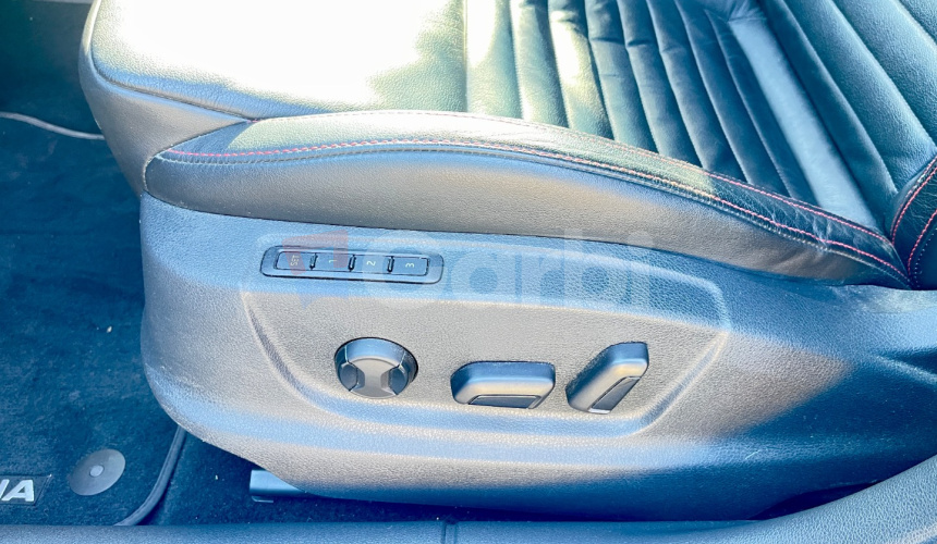 Škoda Octavia 2.0 TDI CR DPF RS