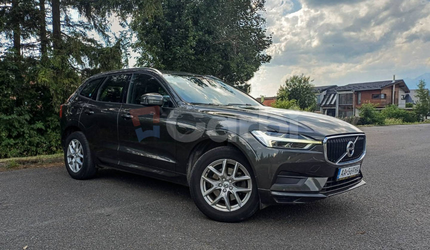 Volvo XC60 D4 Momentum A/T