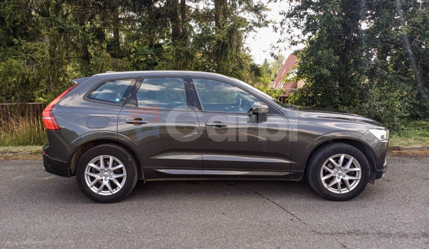 Volvo XC60 D4 Momentum A/T