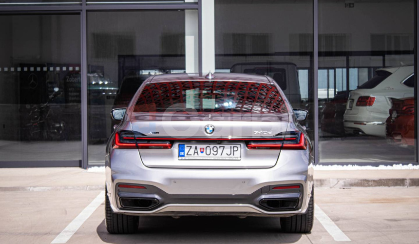 BMW Rad 7 740d xDrive Msport, Slovenské, servis, v záruke