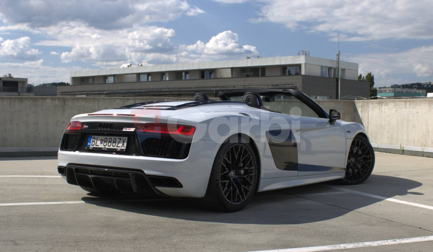 Audi R8 Spyder 5.2 FSI V10 quattro S tronic