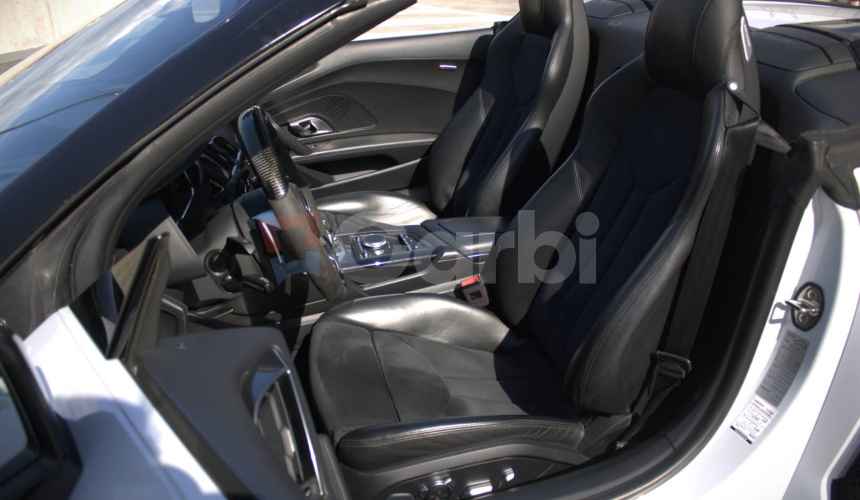 Audi R8 Spyder 5.2 FSI V10 quattro S tronic