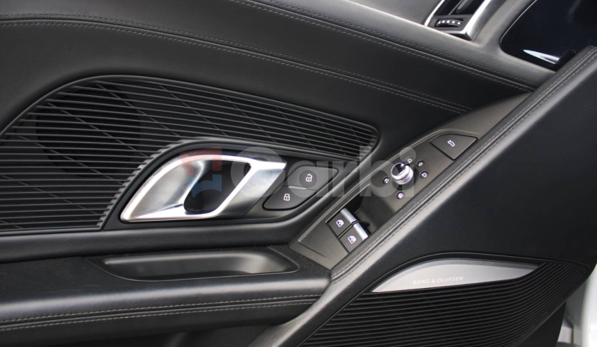 Audi R8 Spyder 5.2 FSI V10 quattro S tronic