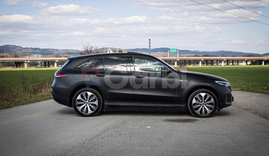 EQC 400 4Matic edícia 1886, burmester, HUD, asistenti, strešné okno, nelakované