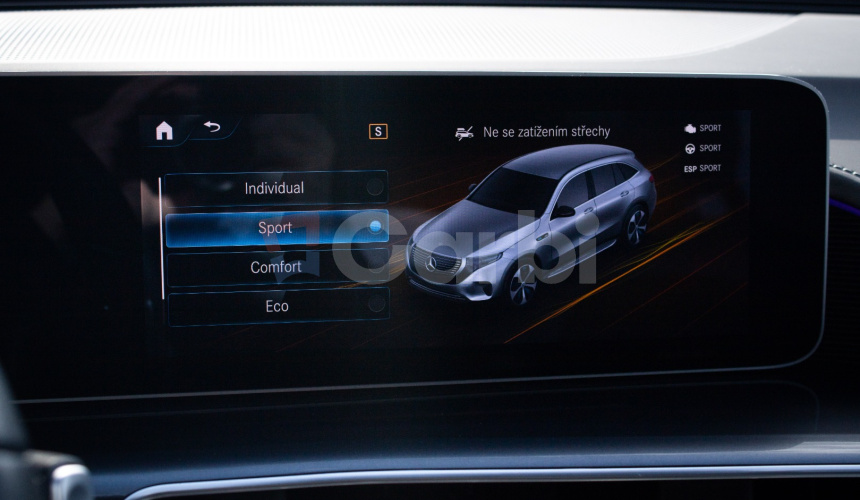 EQC 400 4Matic edícia 1886, burmester, HUD, asistenti, strešné okno, nelakované