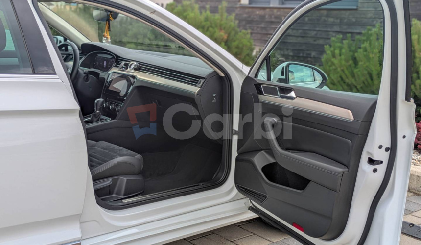 Volkswagen Passat Variant 2.0 TDI 190k BMT SCR Highline R-Line DSG