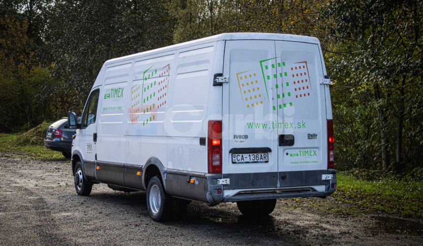 Iveco Daily 35C12 V (L4H2) 1. Majiteľ, slovenské, po ochrane podvozka, odpočet DPH